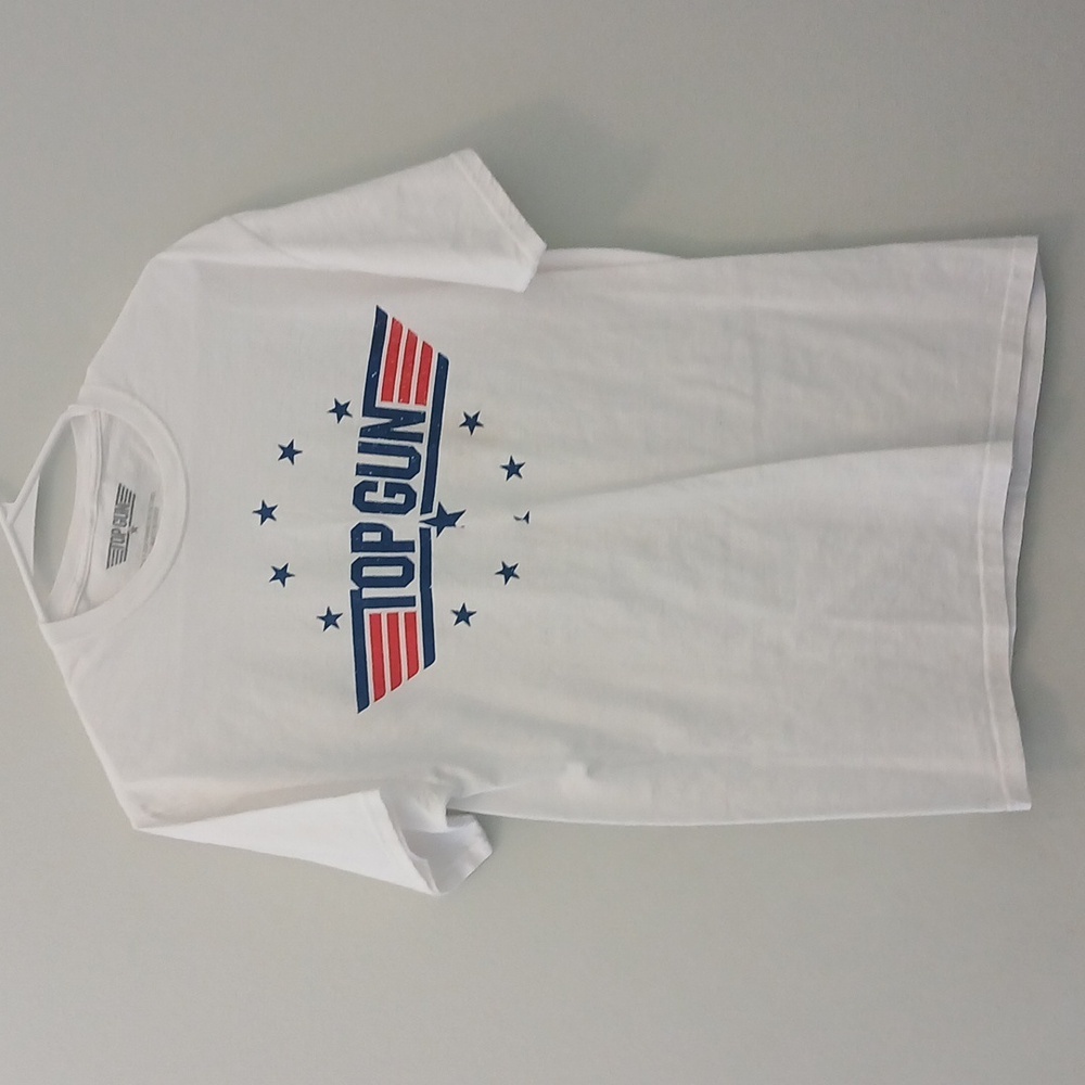 Top gun t shirt